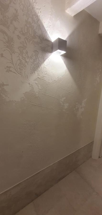 Dimore Del Borgo Antico - Corte Da Lezze Velence Kültér fotó